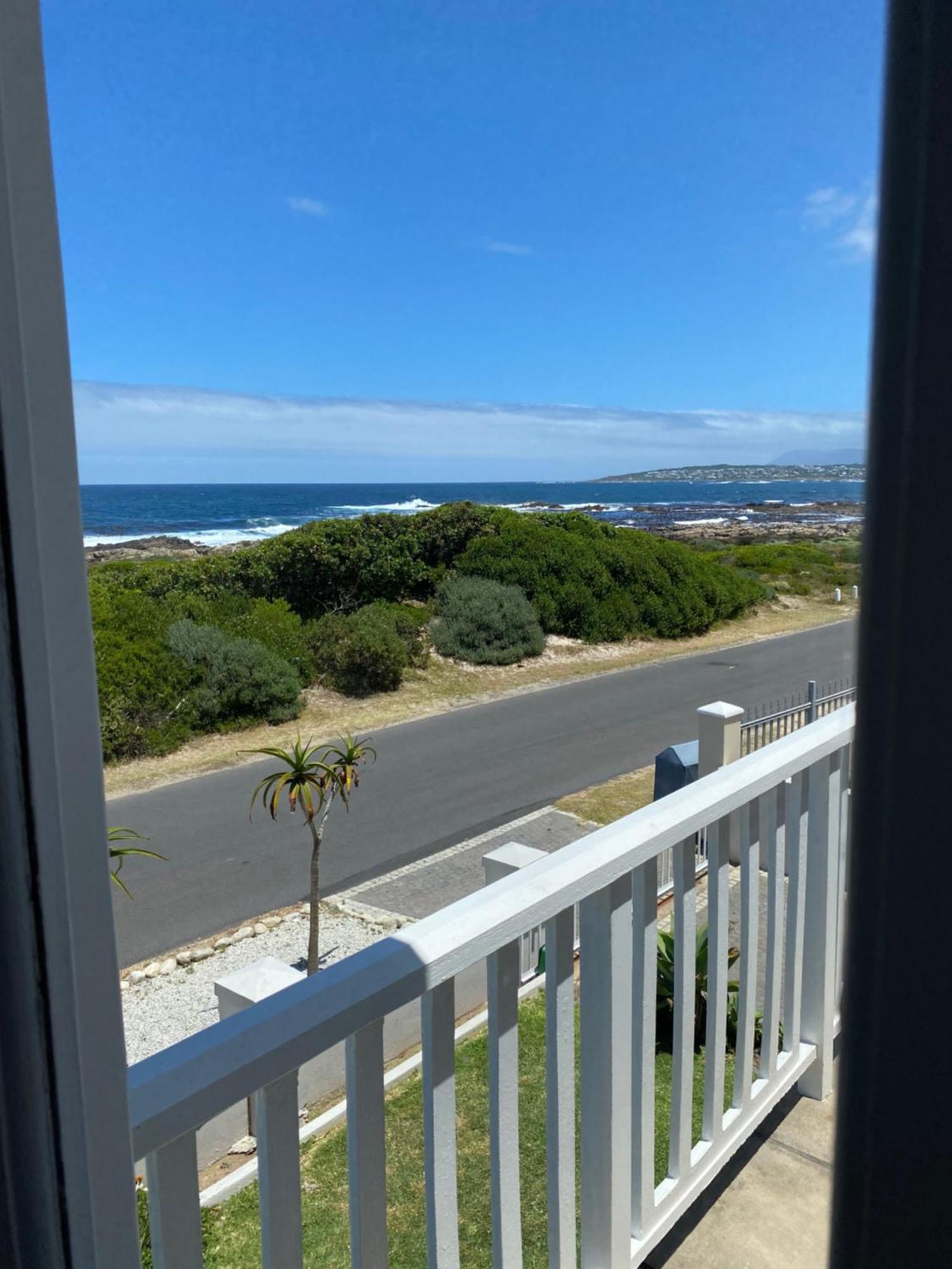 הרמנוס Shore'S Edge Luxury Oceanfront Home מראה חיצוני תמונה